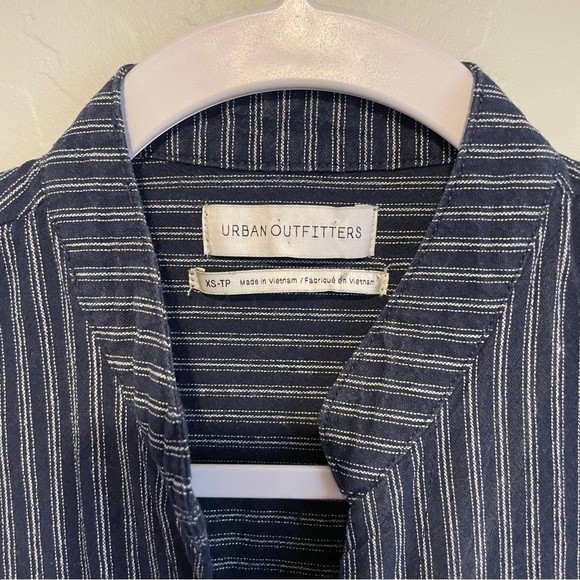Urban Outfitters Pinstripe‎ Collarless Button Front Midi Dress Size XS - Picture 9 of 10